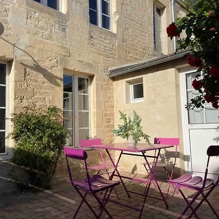 Tatil Evi Maison Typique En Pierre De Caen - 4 Voyageurs
