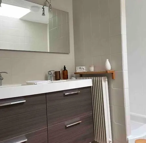 Maison Typique En Pierre De Caen - 4 Voyageurs