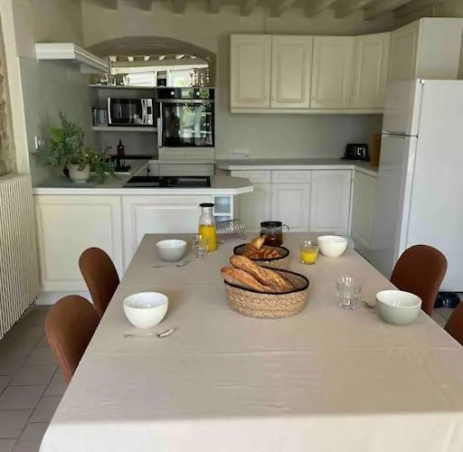 Hébergement de vacances Maison Typique En Pierre De Caen - 4 Voyageurs Louvigny (Calvados)