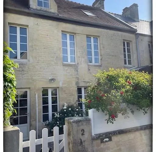 Maison Typique En Pierre De Caen - 4 Voyageurs Louvigny (Calvados)