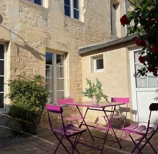 Hébergement de vacances Maison Typique En Pierre De Caen - 4 Voyageurs